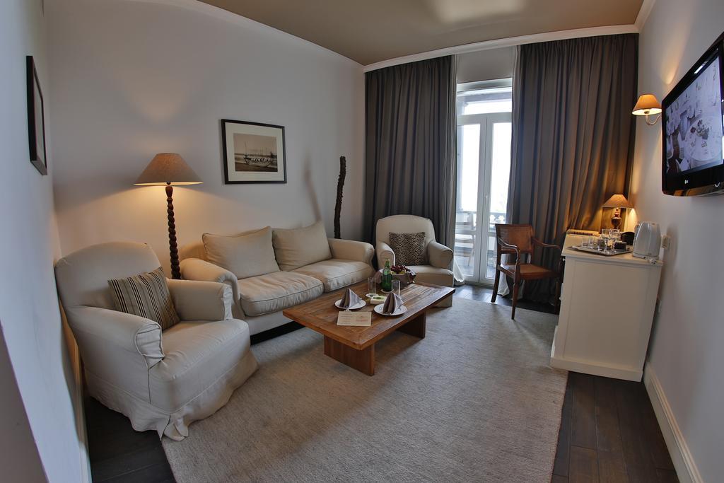 Hvd Boutique Hotel Oasis - Private Beach & Free Parking Golden Sands Luaran gambar